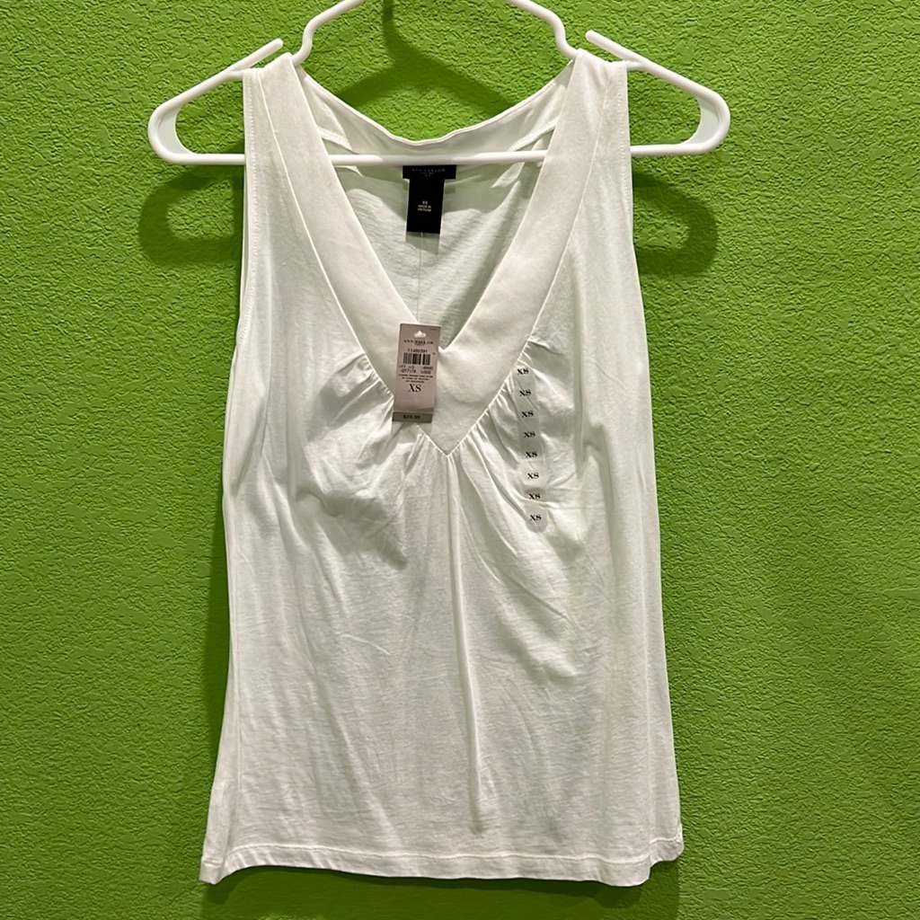 Nwt Super Cute Basic Tank!